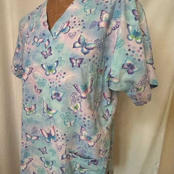 Smart‎ Scrubs Pastel Butterfly Print Top - Picture 1 of 5